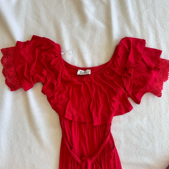 VA VA BY JOY HAN Red  Off The Shoulder Wide Leg Jumpsuit Size XS - Picture 3 of 12